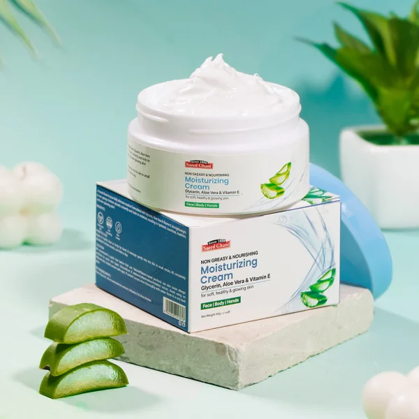 Oil-Free Moisturizing Cream with Glycerin, Aloe Vera, & Vitamin E - Image 2